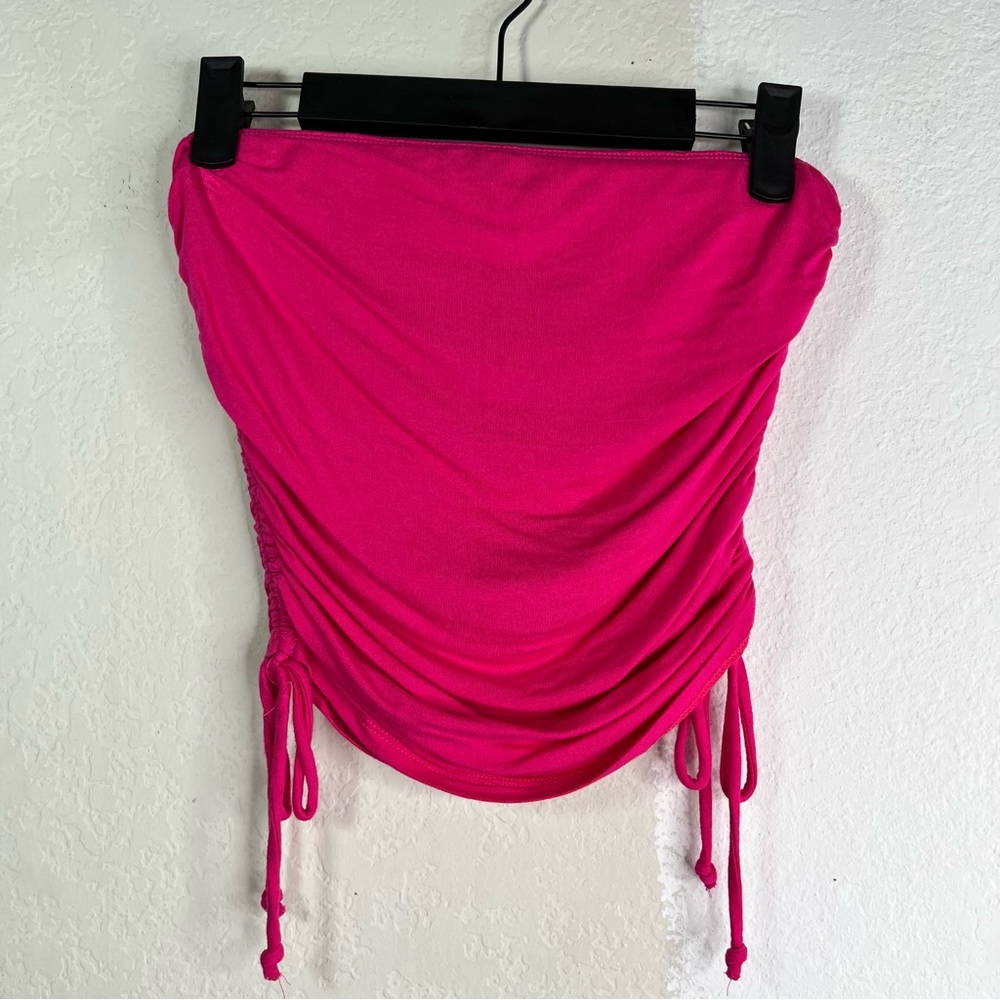 Ambiance Size M Fuchsia Strapless Adjustable Crop Top